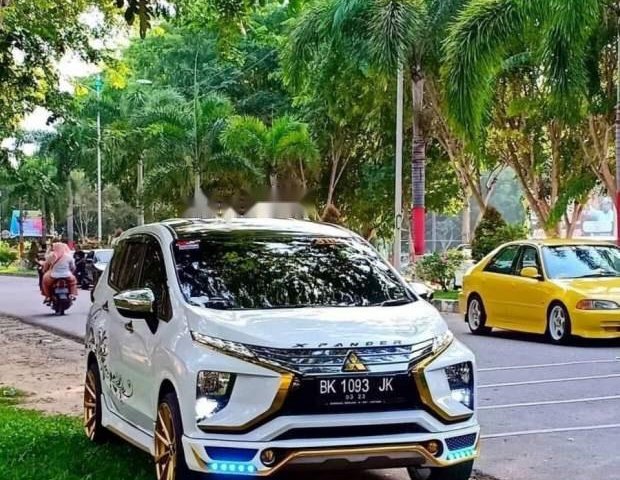 Bán Mitsubishi Xpander đời 2019, màu trắng, xe nhập, giá tốt