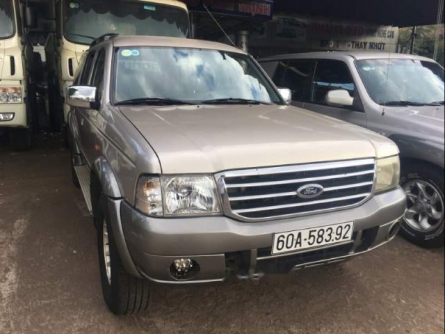 Bán Ford Everest sản xuất 2005, màu vàng còn mới