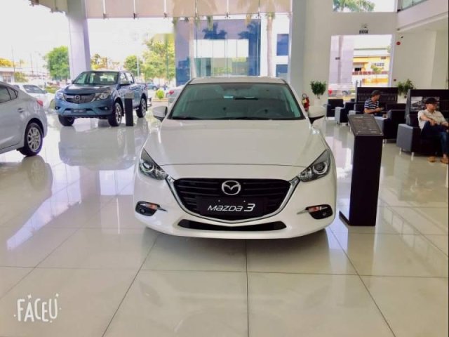 Bán ô tô Mazda 3 năm sản xuất 2019, màu trắng giá cạnh tranh