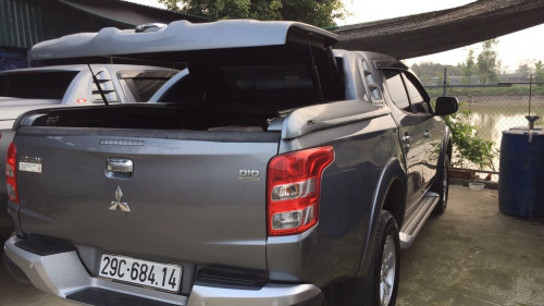 Xe Mitsubishi Triton 2.5AT 2018, màu xám 