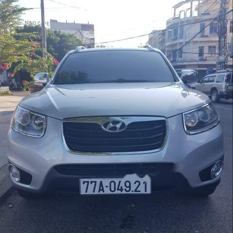 Cần bán gấp Hyundai Santa Fe MLX đời 2011, nhập khẩu nguyên chiếc, giá chỉ 680 triệu