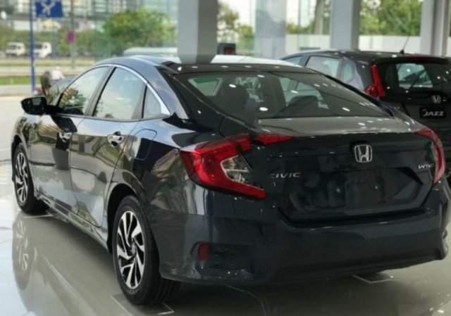 Bán xe Honda Civic 1.8 E năm 2018, màu đen, 763tr