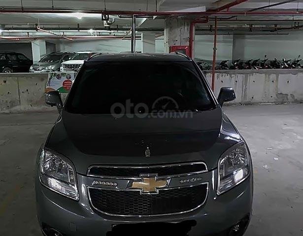 Cần bán Chevrolet Orlando sản xuất năm 2013, màu xám chính chủ, 410 triệu