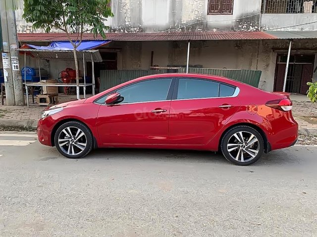 Bán xe Kia Cerato sản xuất năm 2018, màu đỏ như mới 0