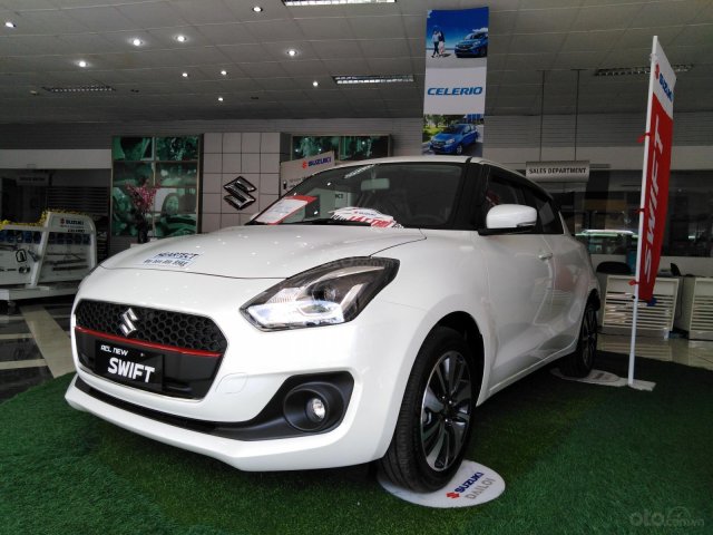 Cần bán Suzuki Swift GLX sản xuất 2019, màu trắng, xe nhập