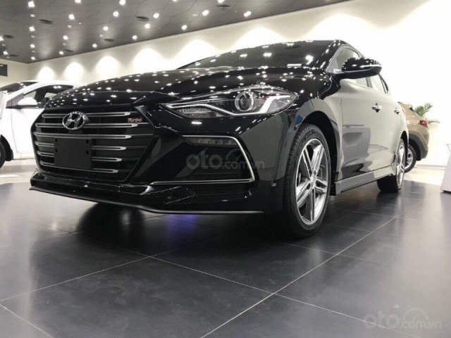 Bán Elantra 1.6 turbo màu đỏ giá chỉ 735 triệu - Liên hệ: 0918424647