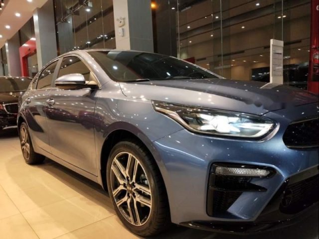 Cần bán lại xe Kia Cerato 1.6 AT đời 2019, màu xanh lam, giá tốt