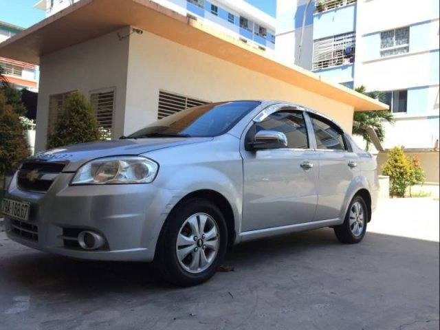 Bán Chevrolet Aveo đời 2011, màu bạc, xe nhập, giá tốt0