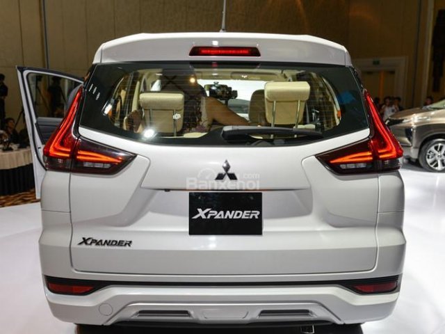 Bán Mitsubishi Xpander AT, nhập khẩu, giao xe ngay