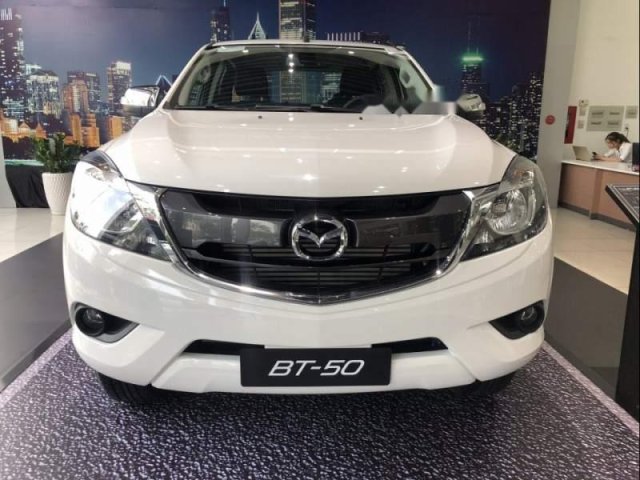 Cần bán Mazda BT 50 đời 2019, màu trắng, nhập khẩu