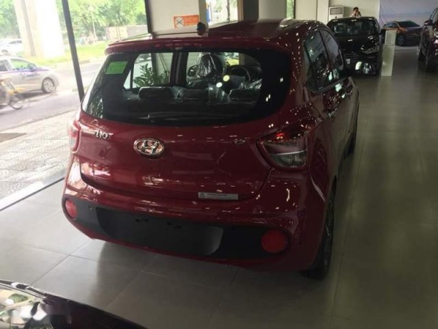 Bán xe Hyundai Grand i10 1.2 AT sản xuất 2019, màu đỏ