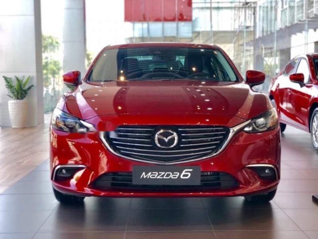 Bán xe Mazda 6 sản xuất năm 2018, màu đỏ