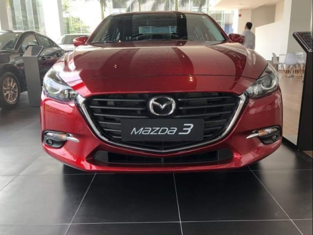 Cần bán xe Mazda 3 đời 2019, màu đỏ, xe nhập