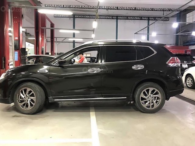 Cần bán lại xe Nissan X trail 2.5 SV 4WD năm 2017, màu xám  0