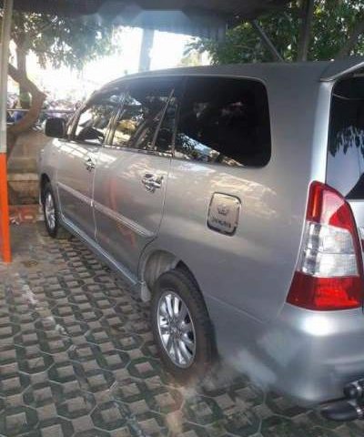 Bán Toyota Innova sản xuất 2013, màu bạc