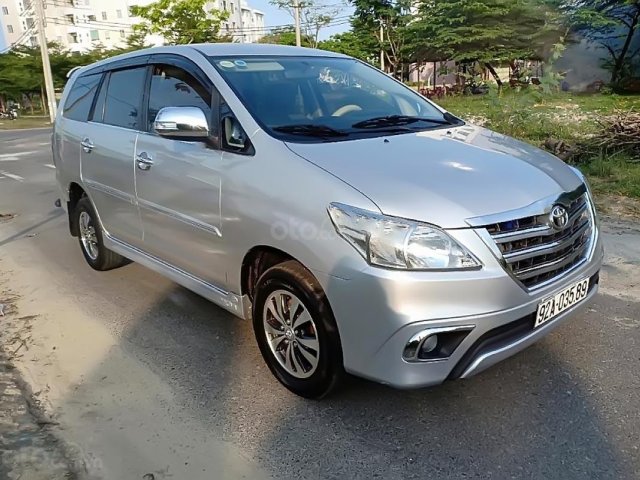 Bán Toyota Innova E 2.0 sản xuất 2014, màu bạc