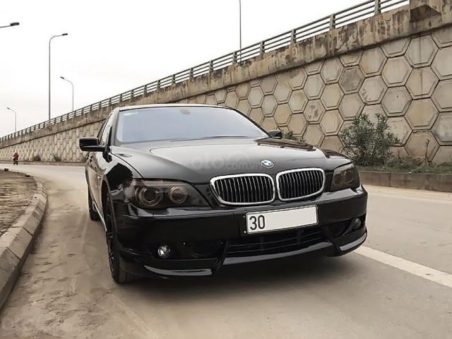 Xe BMW 7 Series 740Li sản xuất năm 2007, màu đen, xe nhập 