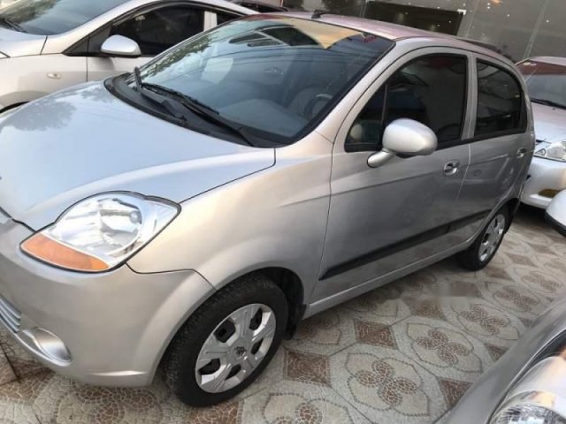 Cần bán gấp Chevrolet Spark Van MT 2015, màu bạc, 150tr