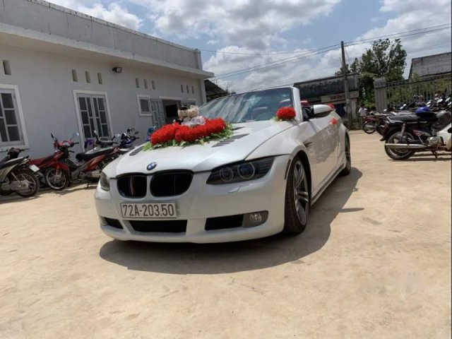 Bán BMW 335i 2008, màu trắng, xe nhập, chính chủ, 700 triệu