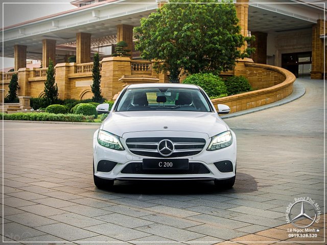 Bán Mercedes-Benz C200 New, model 2020 - Giá bán tốt nhất, giao xe sớm, trả góp 80%0