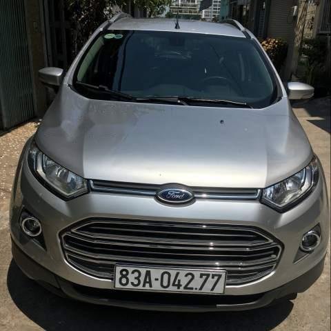 Mình cần bán Ford Ecosport AT Titanium sản xuất 2015, màu bạc, xe tuyệt đẹp