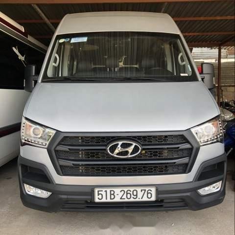 Bán Hyundai Solati năm sản xuất 2018, màu trắng như mới, giá 970tr