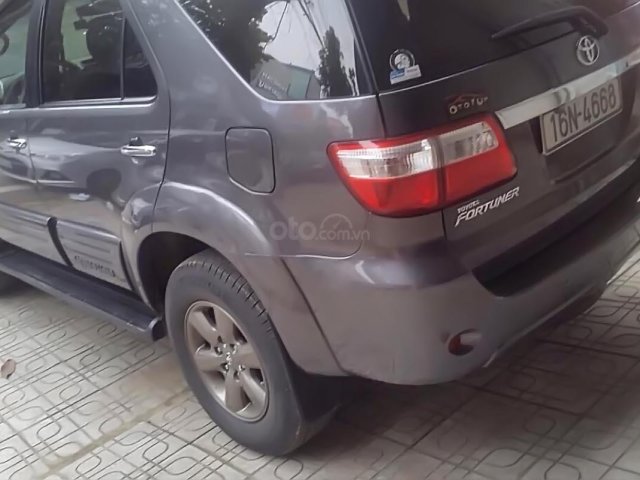 Bán Toyota Fortuner 2.7V 4x4 AT đời 2010, màu xám, giá chỉ 486 triệu0