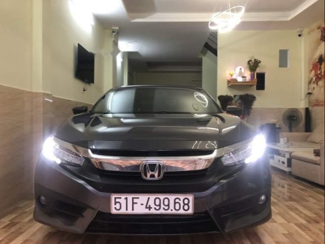 Bán Honda Civic 1.5Turbo đời 2017, màu đen, xe nhập