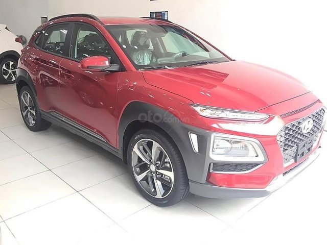 Cần bán Hyundai Kona 1.6 Turbo năm 2018, màu đỏ, giá tốt