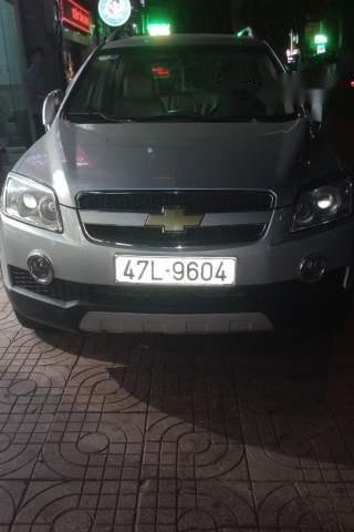 Cần bán Chevrolet Captiva năm sản xuất 2008, màu bạc xe gia đình, 350 triệu