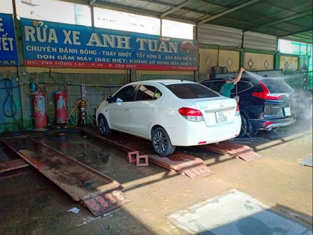 Bán ô tô Mitsubishi Attrage đời 2016, màu trắng, nhập khẩu nguyên chiếc như mới, 350 triệu