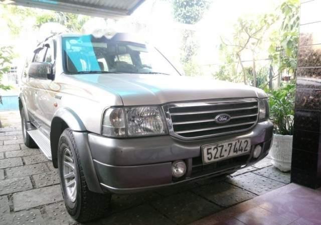 Bán Ford Everest đời 2007, màu bạc số sàn, 295tr0