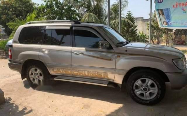 Bán Toyota Land Cruiser năm 2005, màu bạc, nhập khẩu  