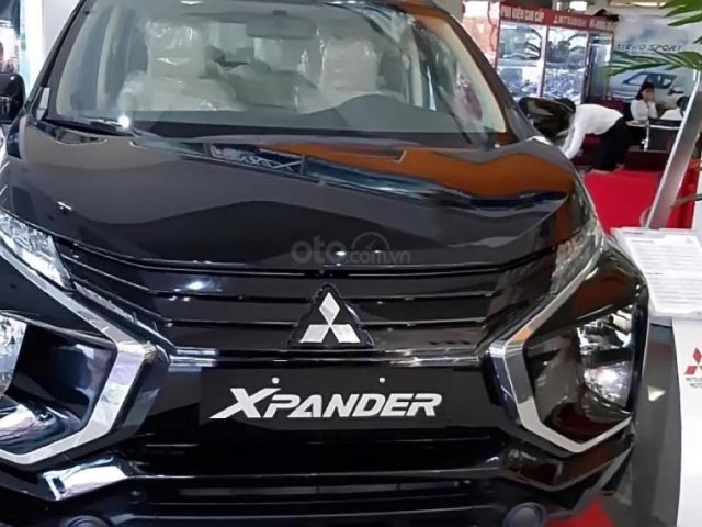 Bán Mitsubishi Xpander 1.5 MT đời 2019, màu đen, nhập khẩu