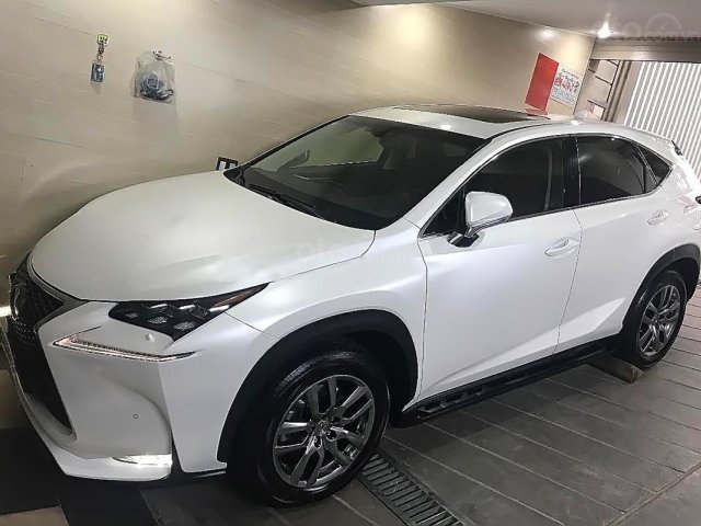 Bán xe Lexus NX 200T 2.0L sản xuất 2016, màu trắng, nhập khẩu  