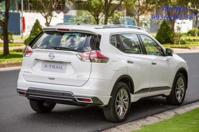 Cần bán xe Nissan X trail sản xuất năm 2019, màu trắng