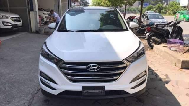 Bán xe Hyundai Tucson bản đặc biệt màu trắng, vàng be giao ngay