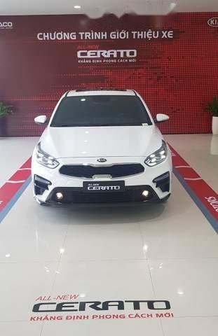 Bán ô tô Kia Cerato năm 2019, màu trắng, giá tốt