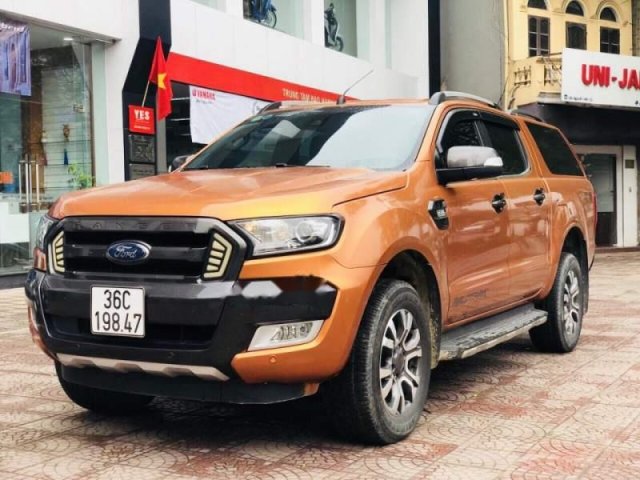 Bán xe Ford Ranger Wildtrak 3.2AT sản xuất 2016, xe nhập