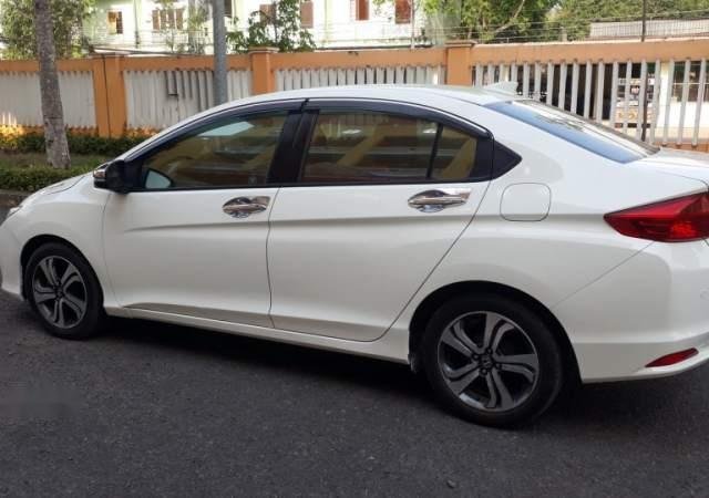 Bán ô tô Honda City đời 2016, màu trắng, số tự động giá cạnh tranh