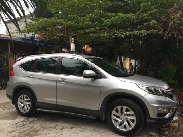 Bán ô tô Honda CR V sản xuất năm 2017, màu bạc chính chủ