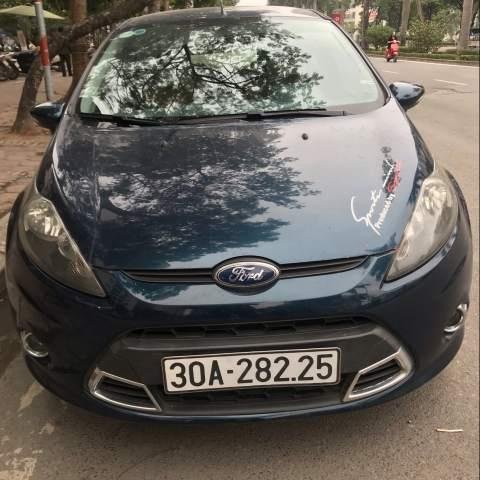 Bán ô tô Ford Fiesta sản xuất năm 2010, còn mới