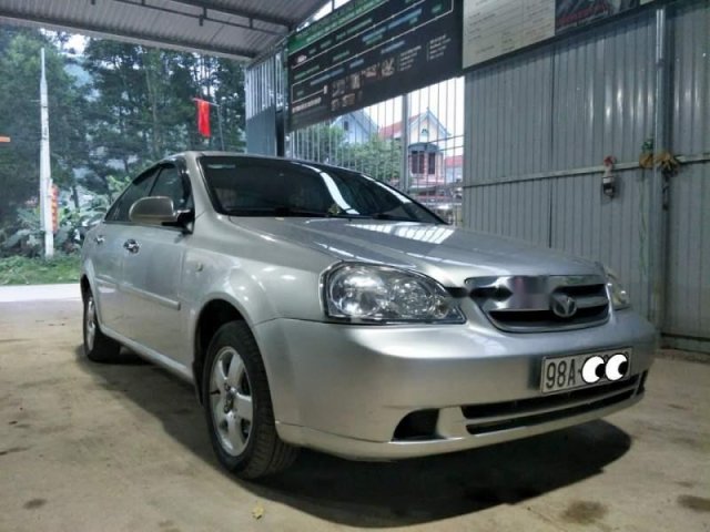 Bán Daewoo Lacetti đời 2009, màu bạc, giá chỉ 195 triệu0