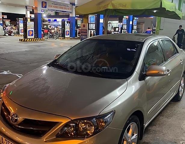 Bán xe Corolla Altis sản xuất 2014, động cơ 2.0 số tự động   