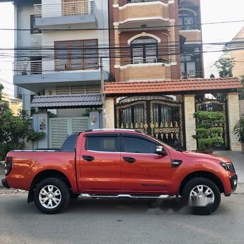 Cần bán lại xe Ford Ranger Wildtrak 2.2 sản xuất năm 2014, màu đỏ, 540 triệu