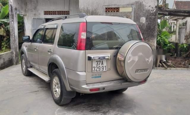 Cần bán gấp Ford Everest sản xuất năm 20090