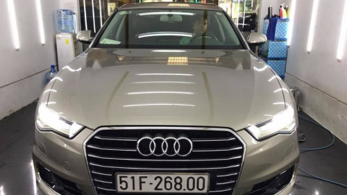 Cần bán gấp Audi A6 2.0 AT năm 2015, xe nhập như mới0