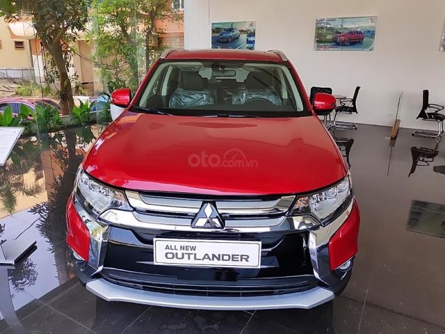 Bán Mitsubishi Outlander CVT Premium năm sản xuất 2019, màu đỏ0