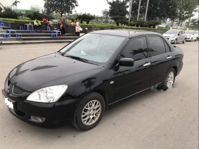 Bán Mitsubishi Lancer Gala 1.6 đời 2005, màu đen số tự động, giá 235tr