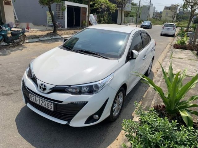 Bán Toyota Vios năm sản xuất 2018, màu trắng, xe còn mới, đi 4 tháng không trầy xước0